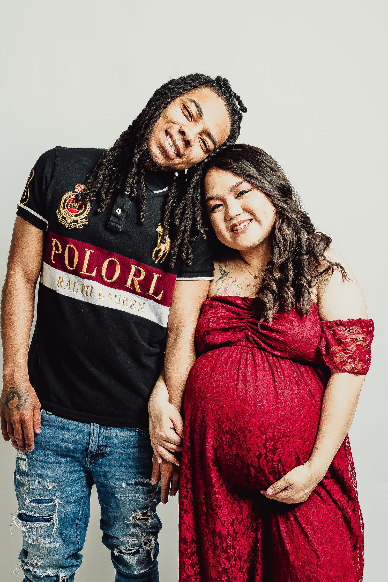 Maternity photography session by GEarlePhotography