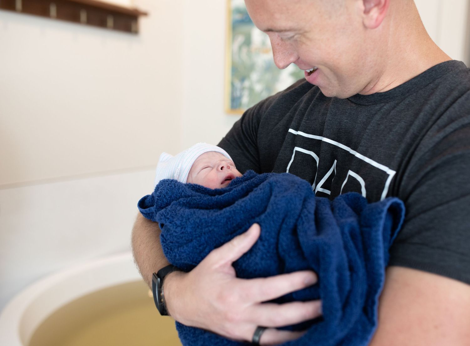PHOTOS-OF-THE-PARALLELS-BETWEEN-THE-BIRTH-STORIES-OF-TWO-BABIES-FLOURISH-BIRTH-CENTER-TX