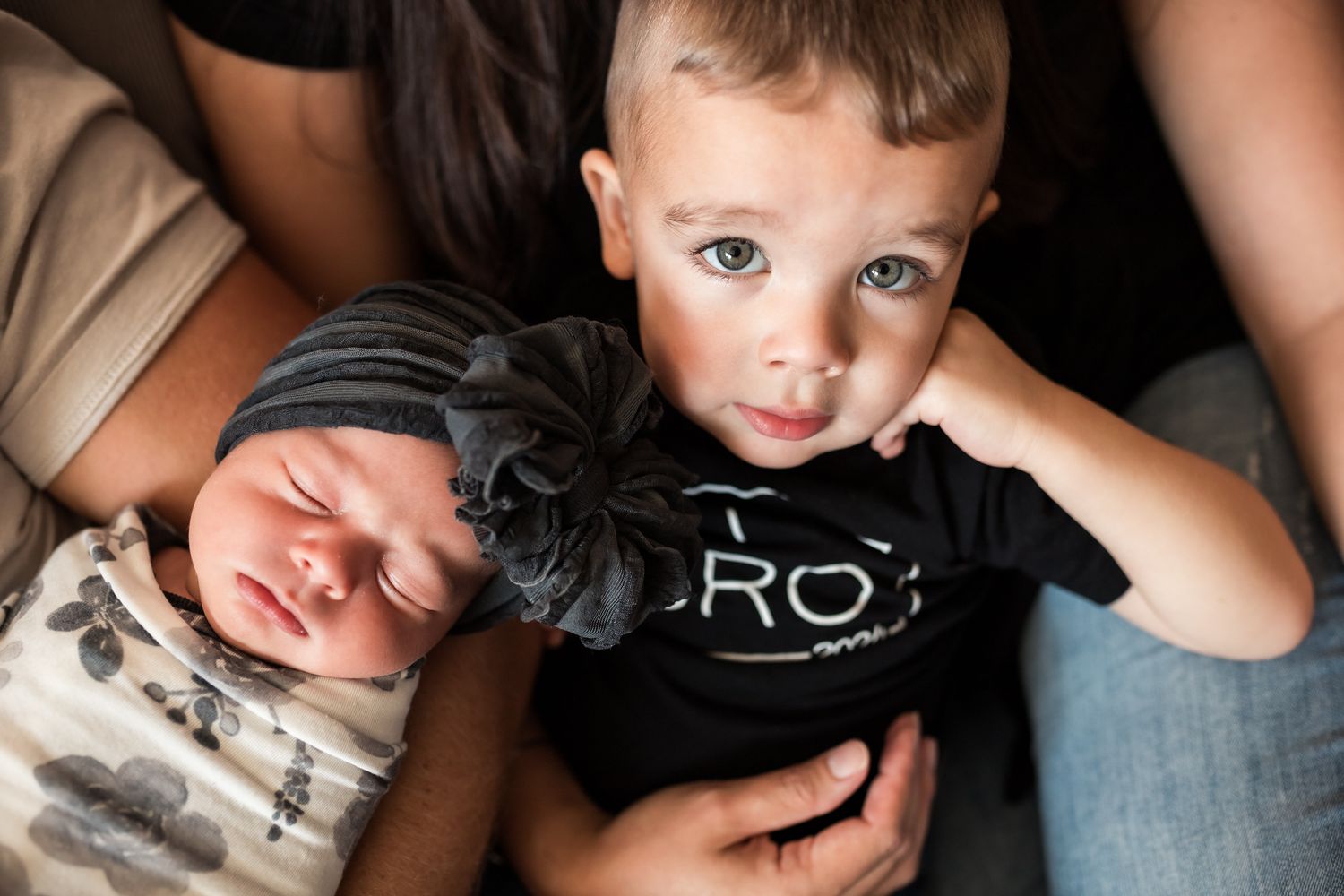 PHOTOS-OF-THE-PARALLELS-BETWEEN-THE-BIRTH-STORIES-OF-TWO-BABIES-FLOURISH-BIRTH-CENTER-TX