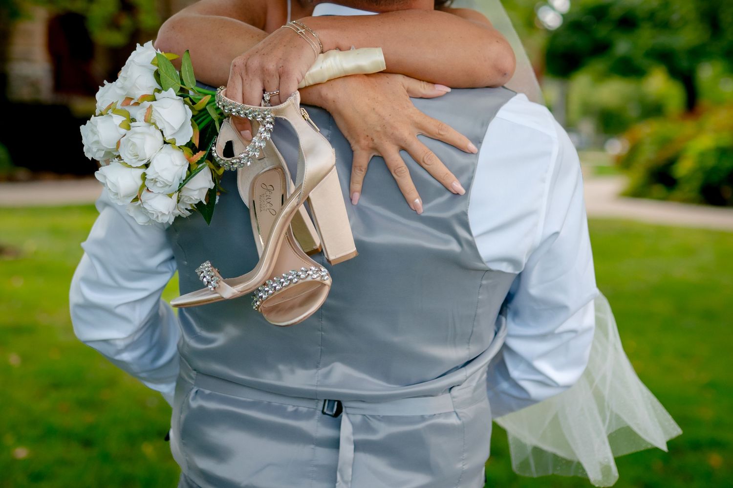 Grand Rapids Michigan traverse city michigan detroit michigan chicago wedding boudoir photographer