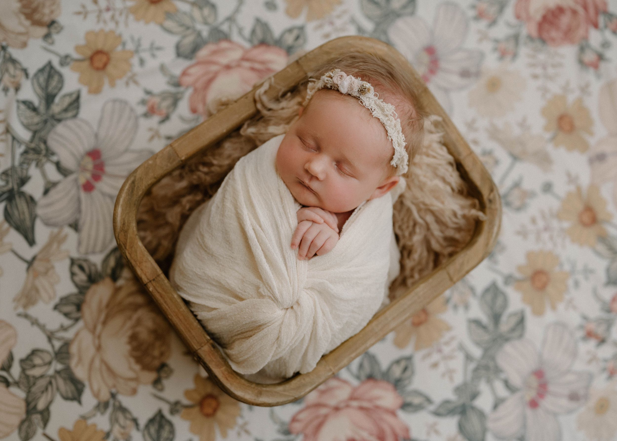 Floral newborn boho photographer Alberta