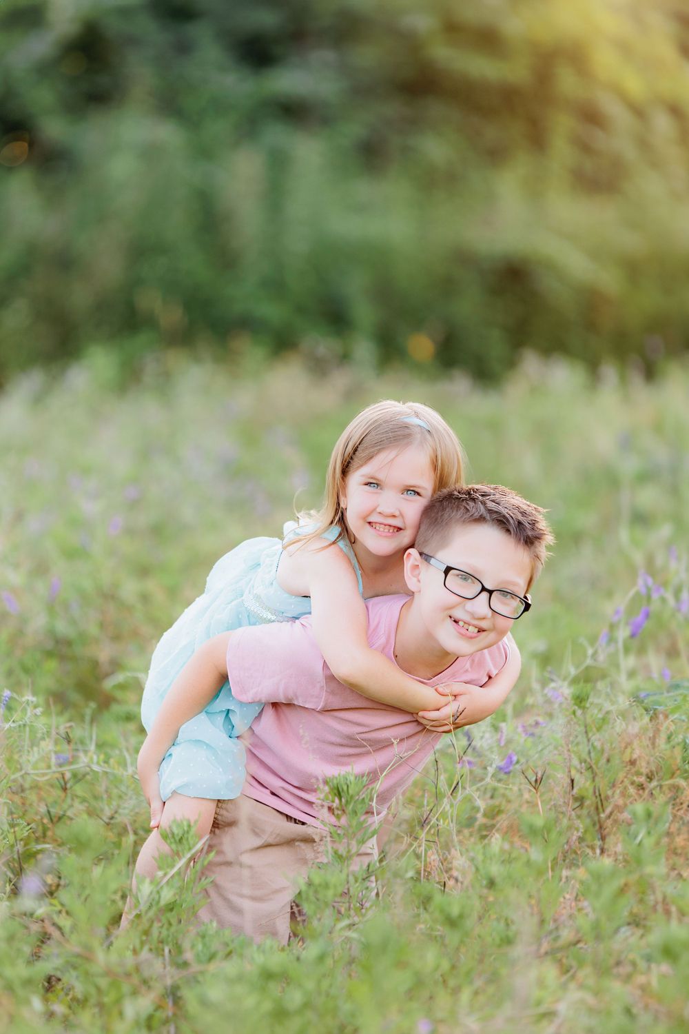 flower field siblings photo shoot session child mantua nj new south jersey clayton franklinville glassboro malaga pitman