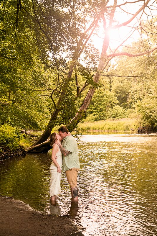 fort-wayne-indiana-wedding-engagement-photographer-photography-outdoor-session-portraits-park-auburn-warsaw-bluffton-decatur-marion-kokomo-m