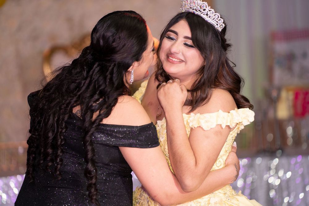 Dallas Fort Worth Quinceañera photography capturing Briana's joyful personality during her Dream Quince portrait experience.