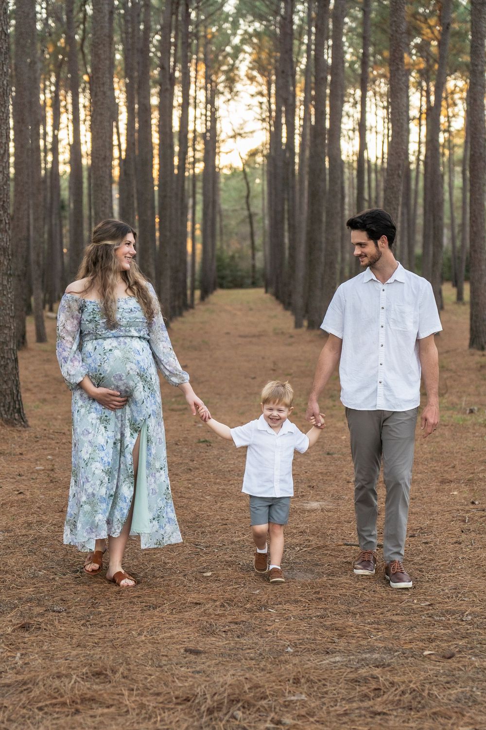Maternity Family Photo Session by Conroe Photographer and Houston Photographer, Maternity Session in WG State Jones Forest in Conroe