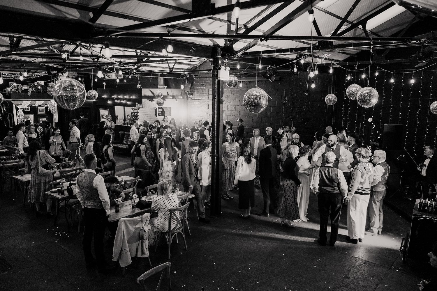 Tyne Bank Brewery wedding photography. BSC Wedding Photography, Candid wedding photographer Newcastle upon Tyne UK