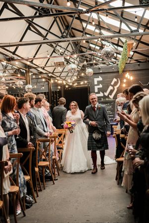 Tyne Bank Brewery wedding photography. BSC Wedding Photography, Candid wedding photographer Newcastle upon Tyne UK
