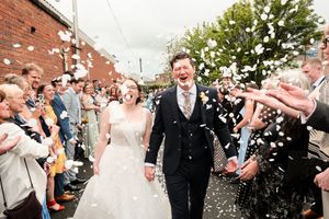 Tyne Bank Brewery wedding photography. BSC Wedding Photography, Candid wedding photographer Newcastle upon Tyne UK