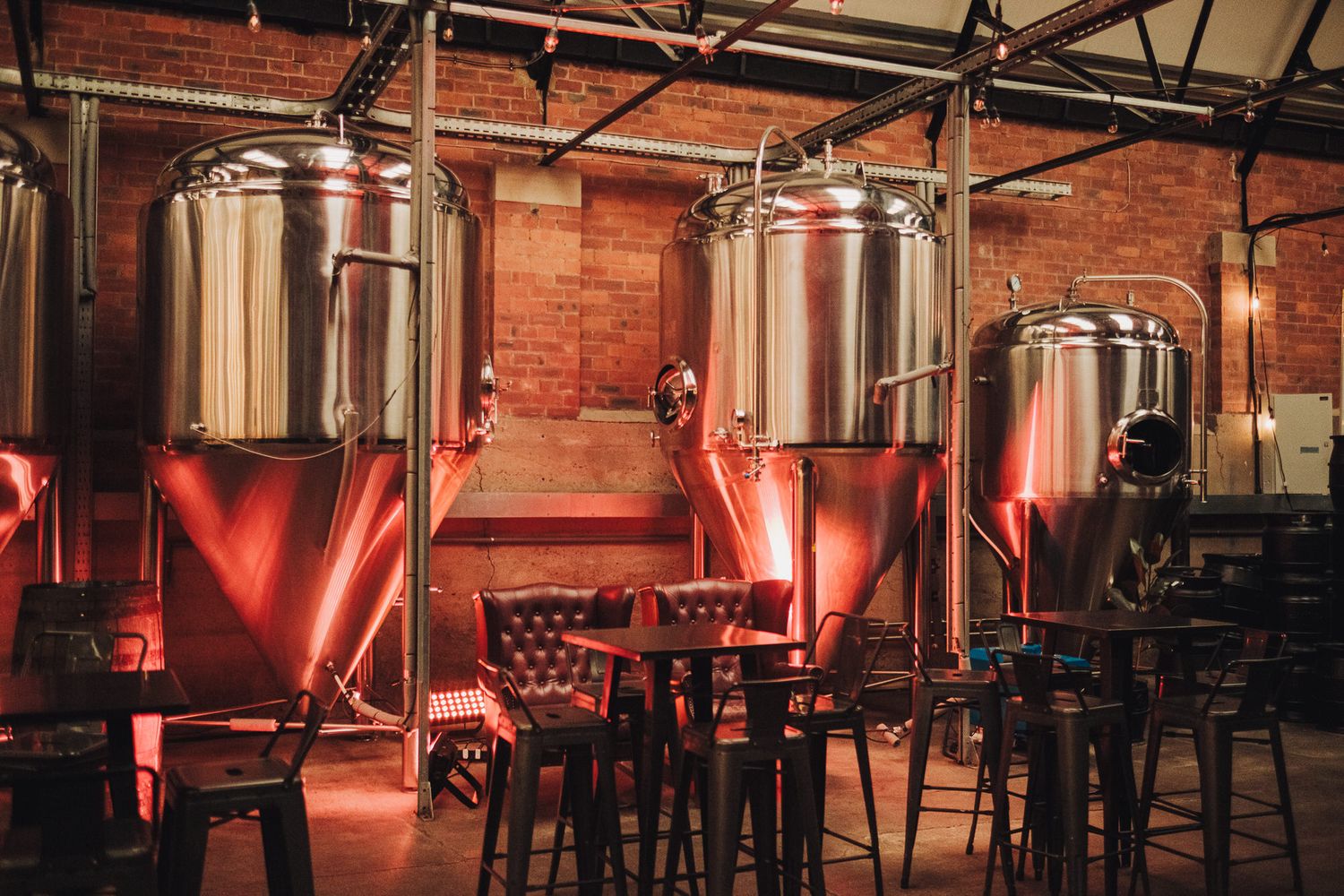 Tyne Bank Brewery wedding photography. BSC Wedding Photography, Candid wedding photographer Newcastle upon Tyne UK