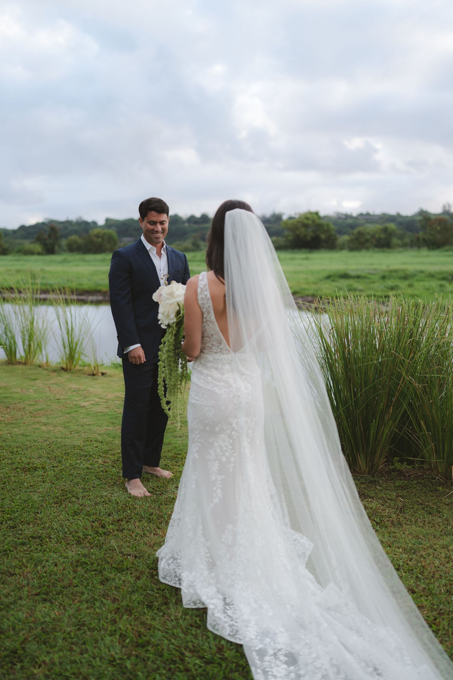 first look for couple in Hanalei Bay, Kauai