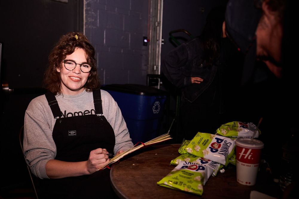 Comedian Beth Stelling backstage for Flyover Comedy Fest