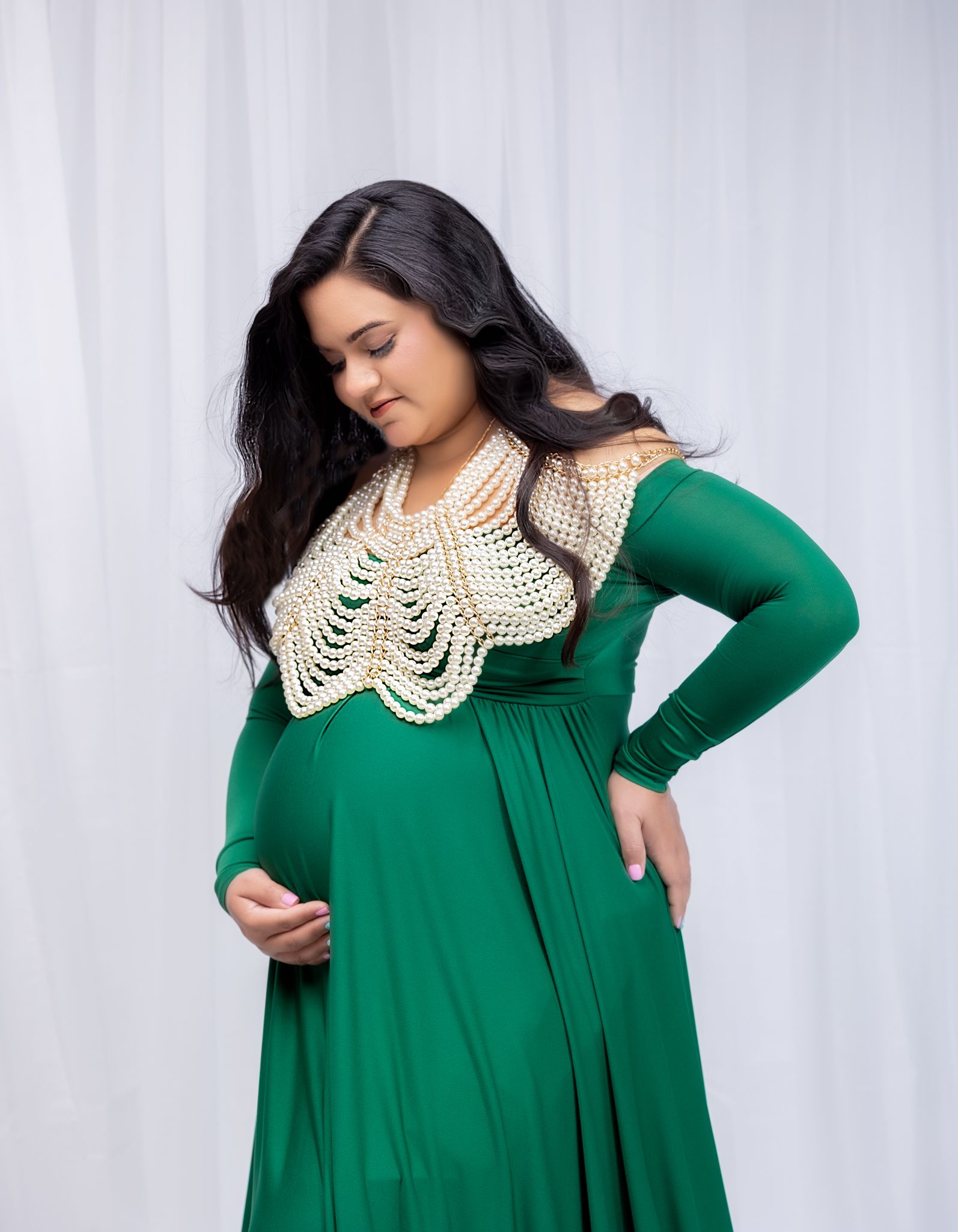Model wearing an emerald green dress with vintage-style crochet lace collar shown in multiple angles.