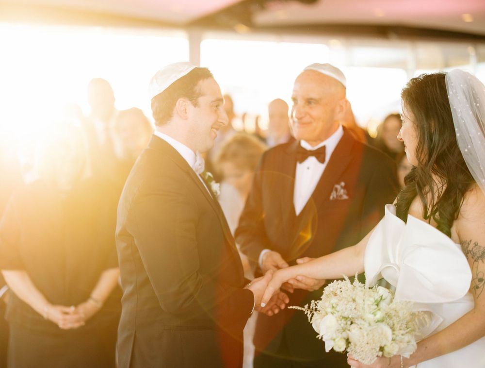 JEWISH PHOTOGRAPHER DETROIT WEDDING PHOTOGRAPHER LUXURY MICHIGAN PHOTOGRAPHER TOLEDO WEDDING PHOTOGRAPHER LUXURY TOLED WEDDING PHOTOGRAPHER