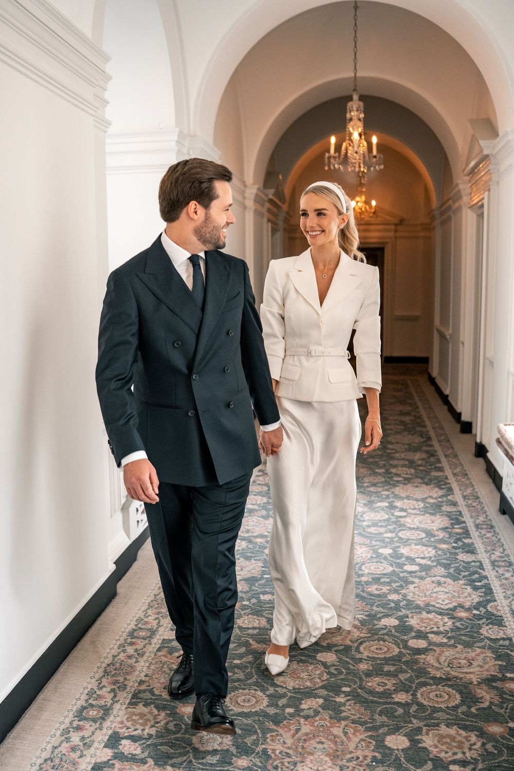 LONDON WEDDING PHOTOGRAPHY THE NED LONDON TOWN HALL WEDDING