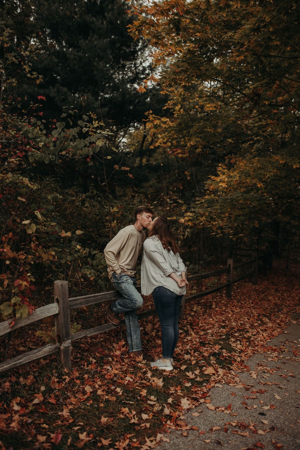 Fall engagement photographer