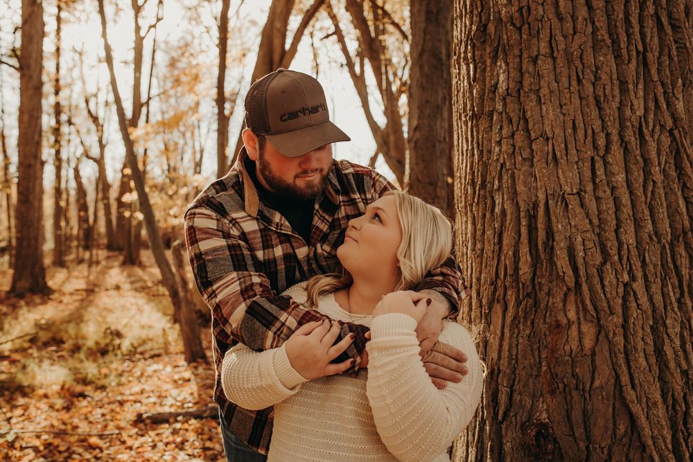 Fall engagement photographer