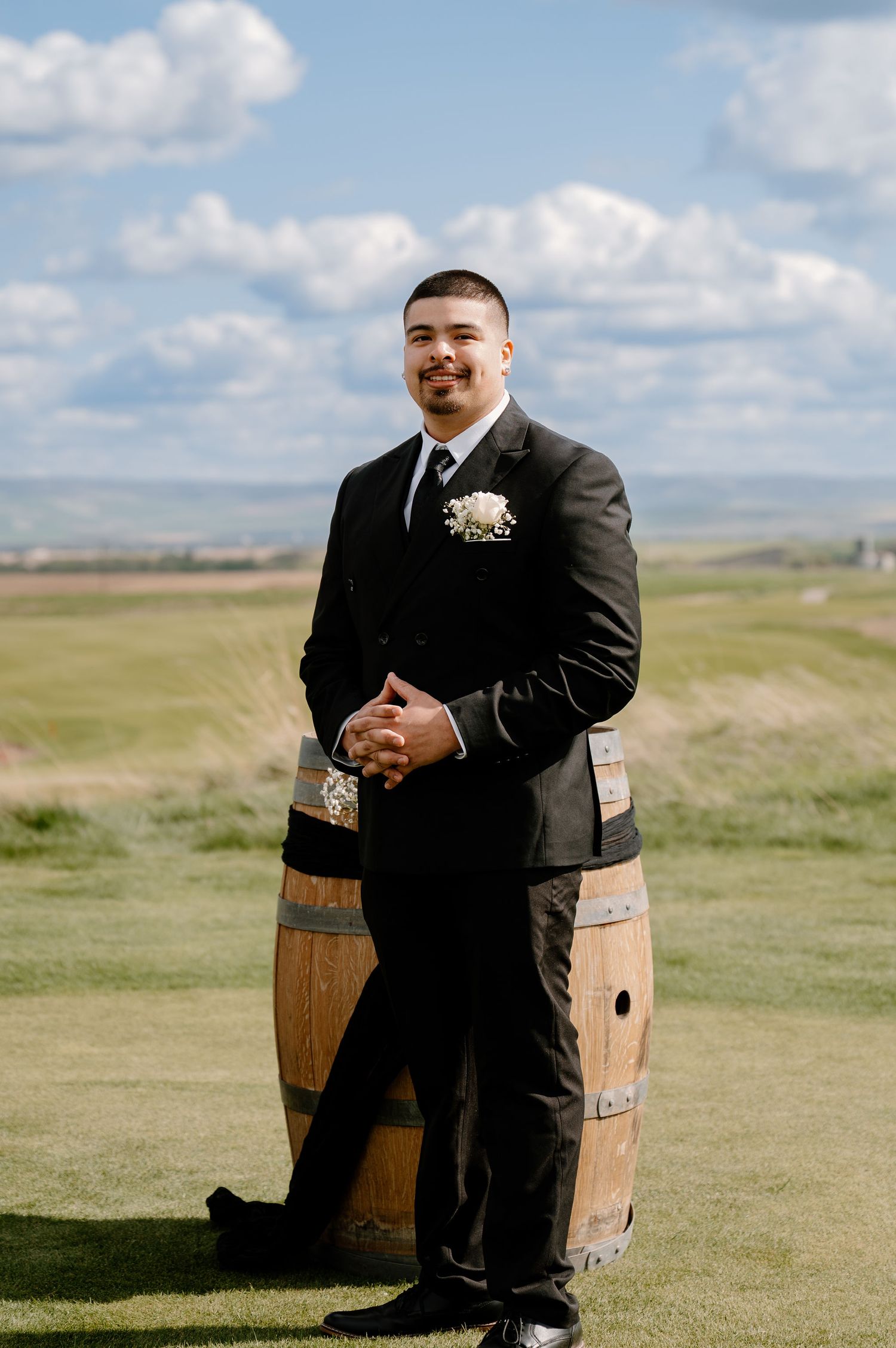 Wine Valley Golf Club wedding ceremony in the spring