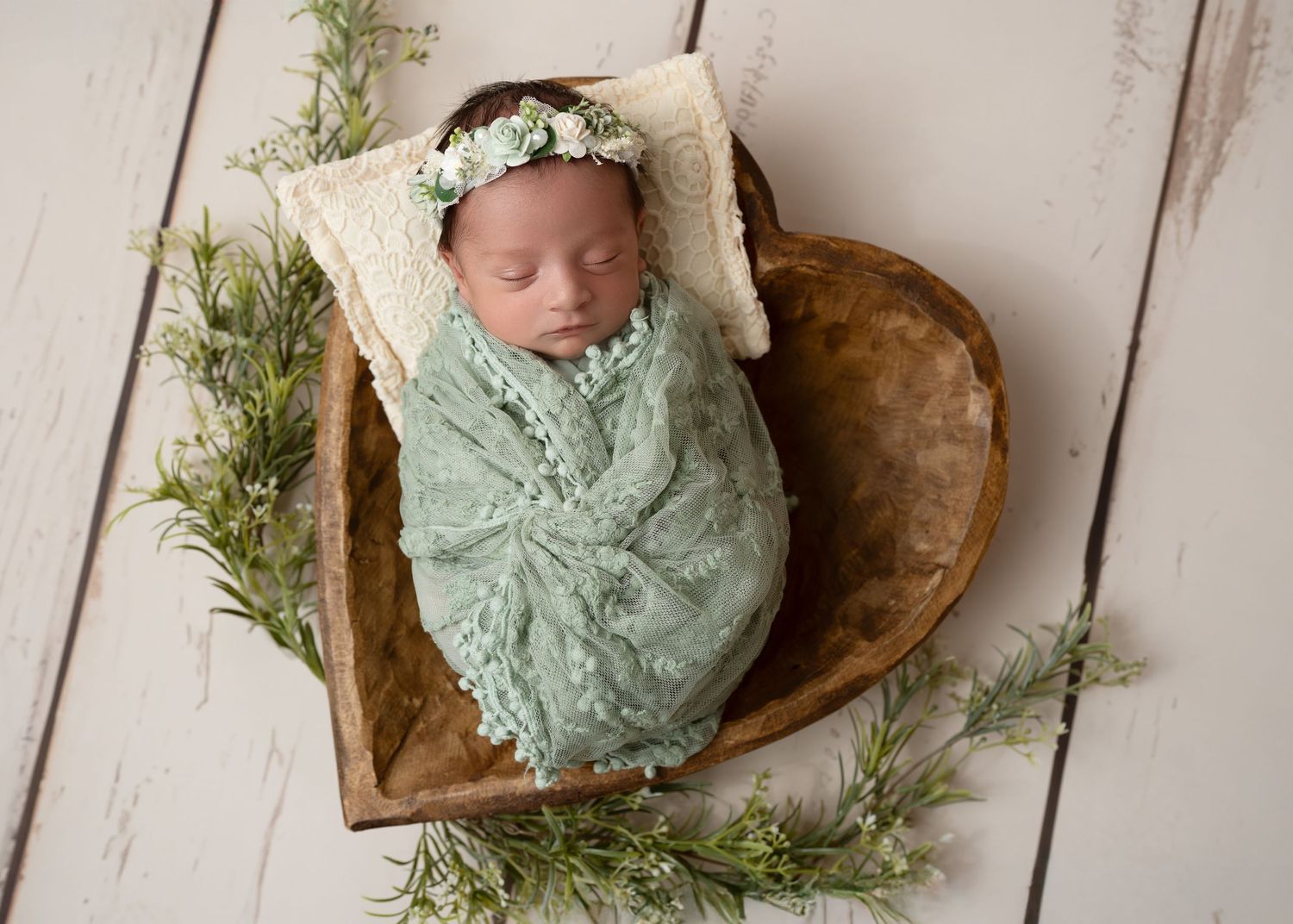 Los Angeles Maternity Photography and Newborn Photographer and Cake Smash Photography | JDLA Photography