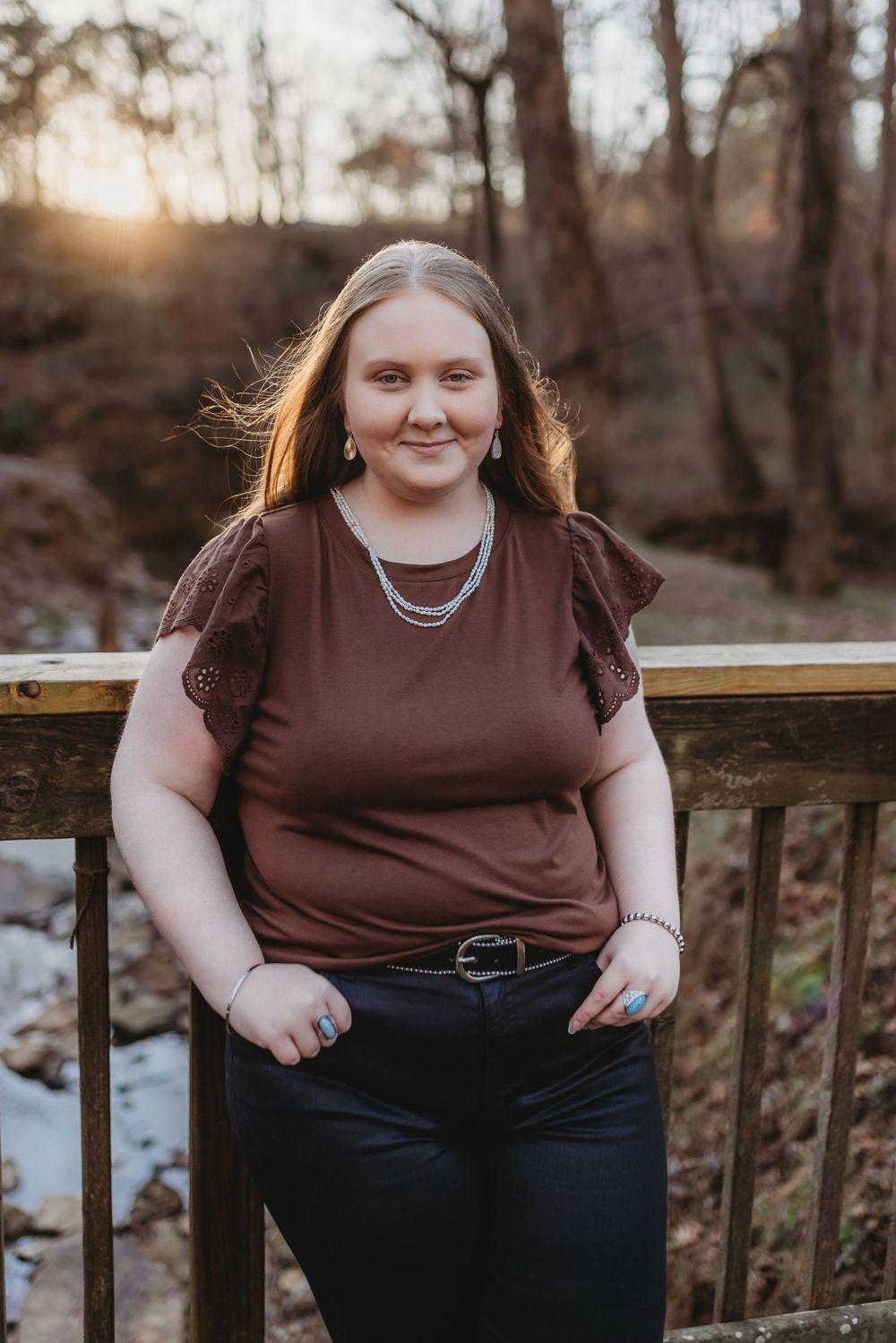 Senior photoshoot in Cullman, Alabama by a North Alabama Photographer. Downtown photoshoot. Field photoshoot in Cullman, Alabama