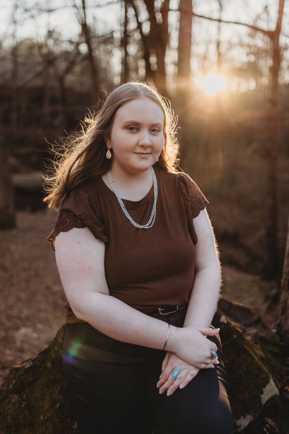 Senior photoshoot in Cullman, Alabama by a North Alabama Photographer. Downtown photoshoot. Field photoshoot in Cullman, Alabama