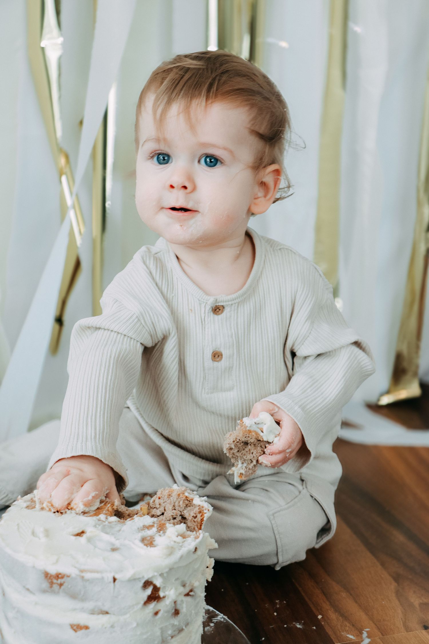 cake smash photography, cake smash session, first birthday photos, toddler, milestones, Coventry Photography, Coventry Photographer