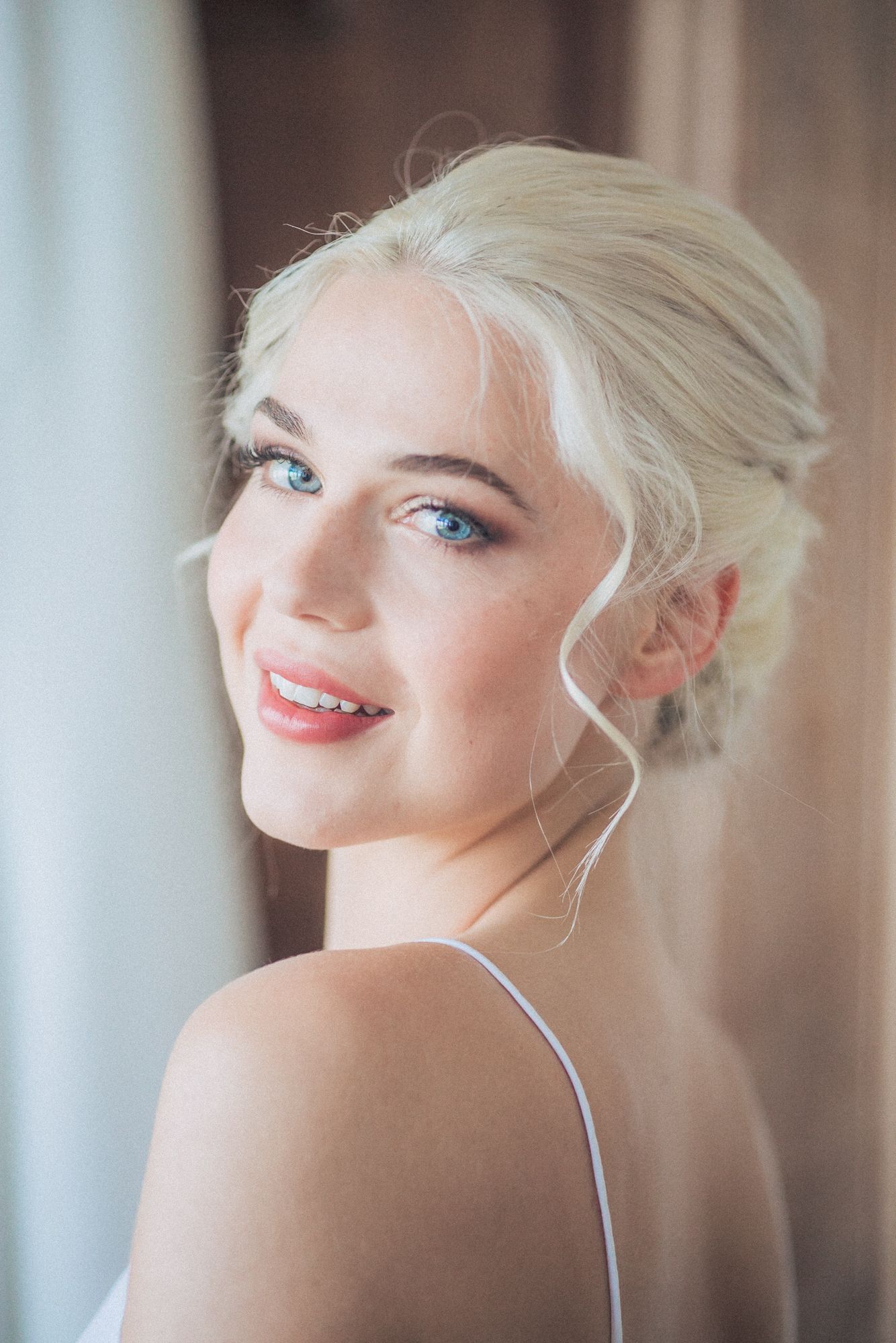 Timeless bridal elegance captured in casa dos penedos, Portugal—destination wedding photographer preserving every delicate detail.