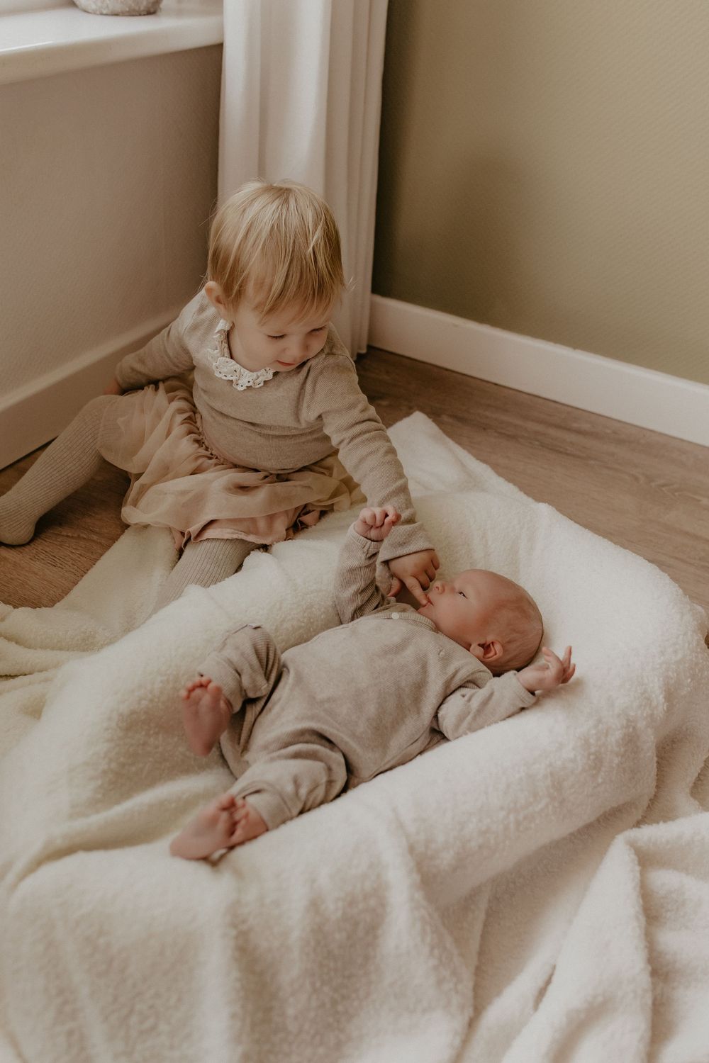 Broer en zus Newborn shoot