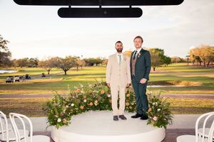 editorial style wedding photography on a golf course in Tampa, Dunedin, Clearwater, St Pete, Naples, West Palm, Florida, and Scotland