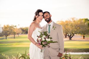 editorial style wedding photography on a golf course in Tampa, Dunedin, Clearwater, St Pete, Naples, West Palm, Florida, and Scotland
