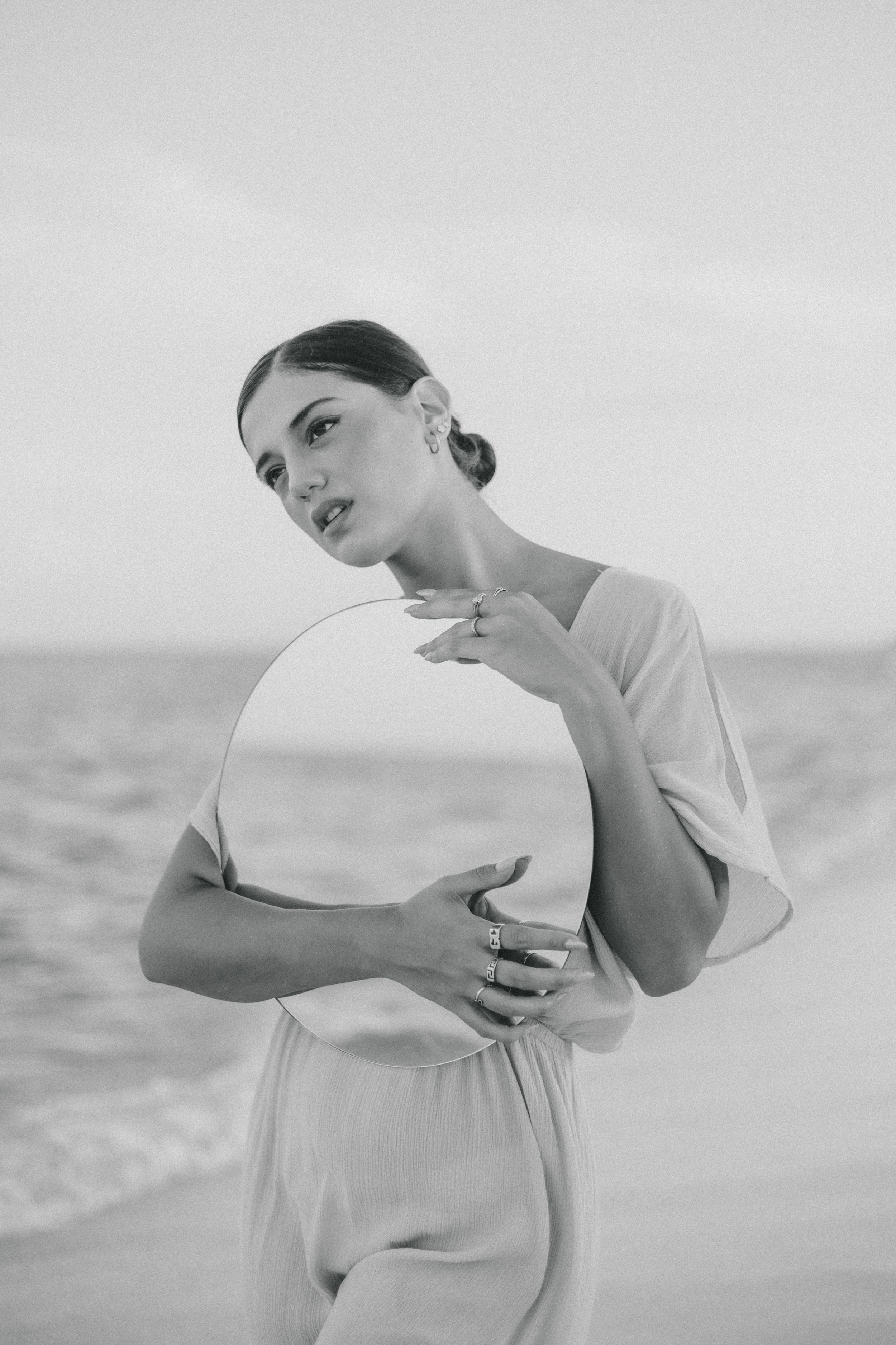 Creative photography with a mirror
Mexico wedding photographer