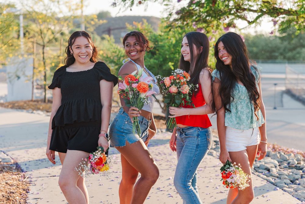 High School Senior Photography Simi Valley, Simi Valley portrait photographer, Simi Valley family photographer.