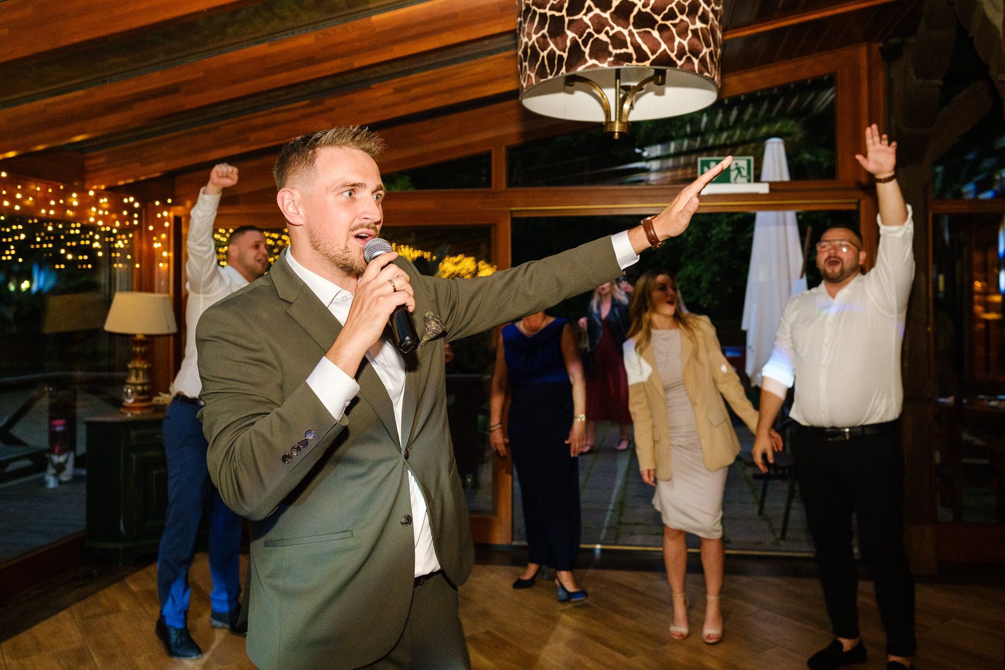 Zabawa weselna, ślub w Parku Śląskim.