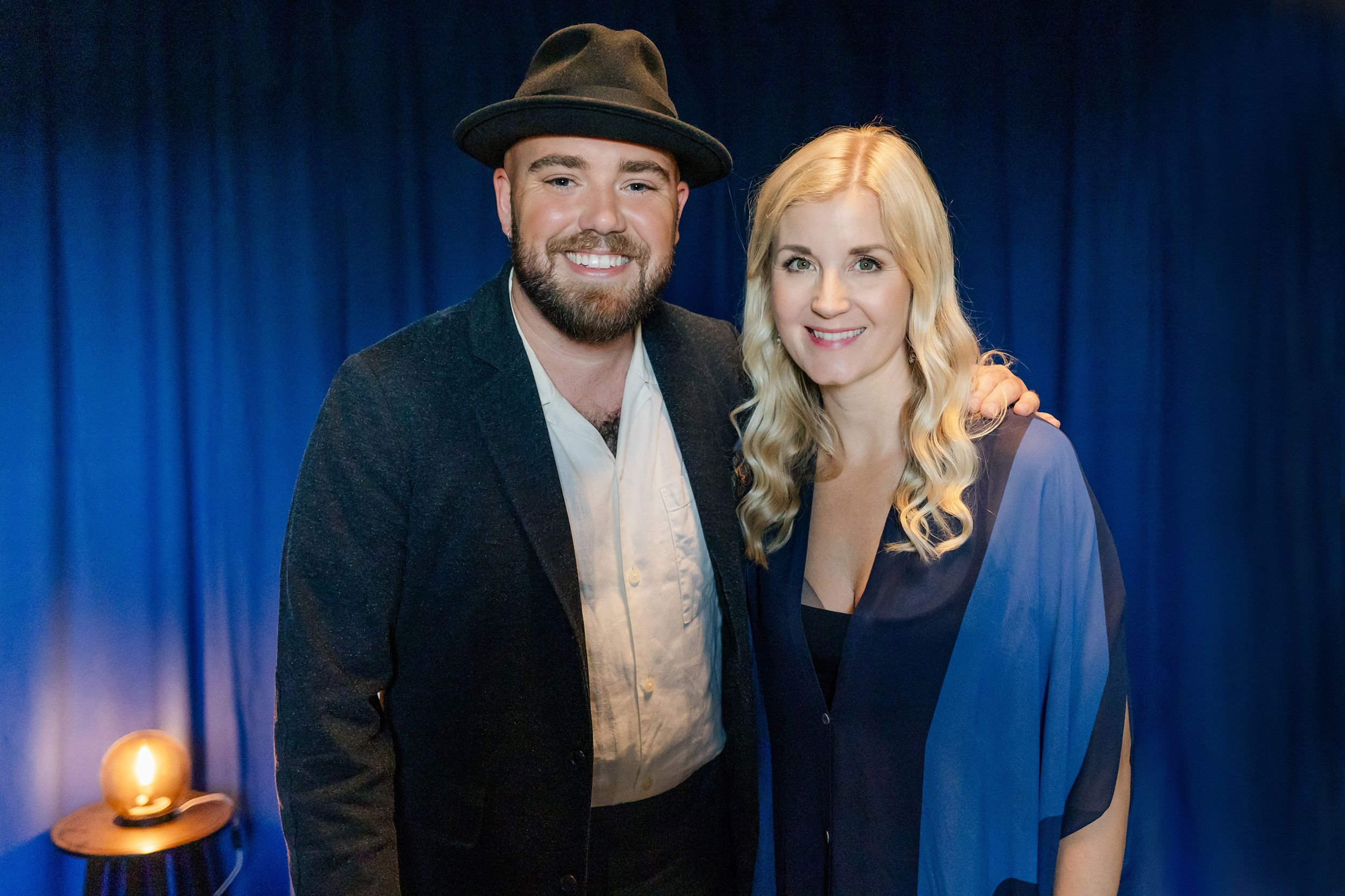 Emmi Christenssons konsert på Borgviks Gård tillsammans med  Jonatan Bengtsson. Fotograf Rebecca Nordin.