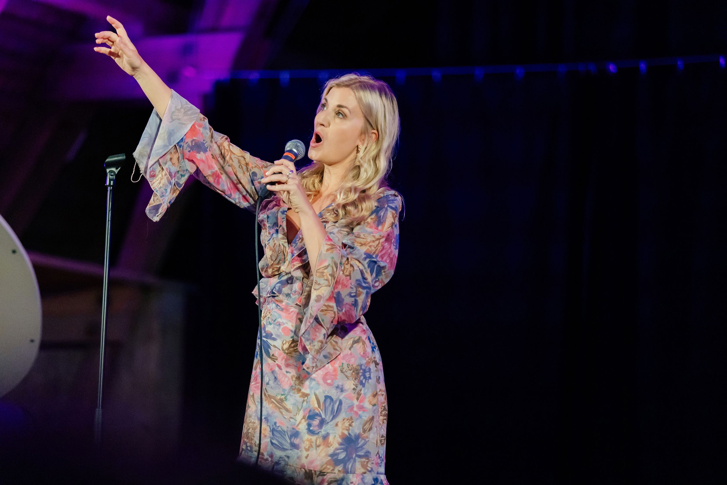 Emmi Christenssons konsert på Borgviks Gård tillsammans med  Jonatan Bengtsson. Fotograf Rebecca Nordin.