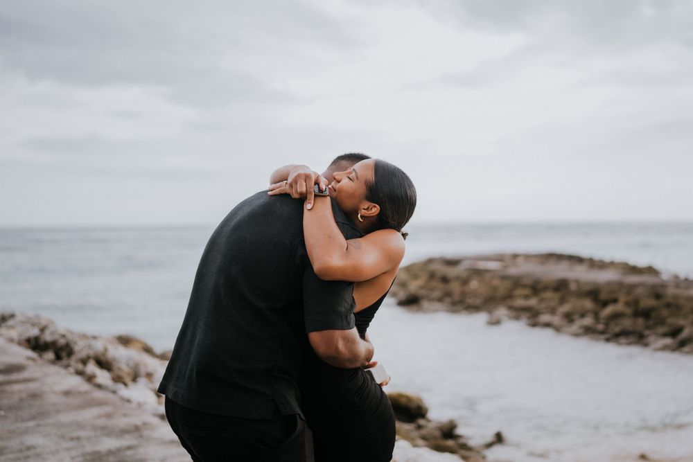 Bali couple photography services at The Apurva Kempinski