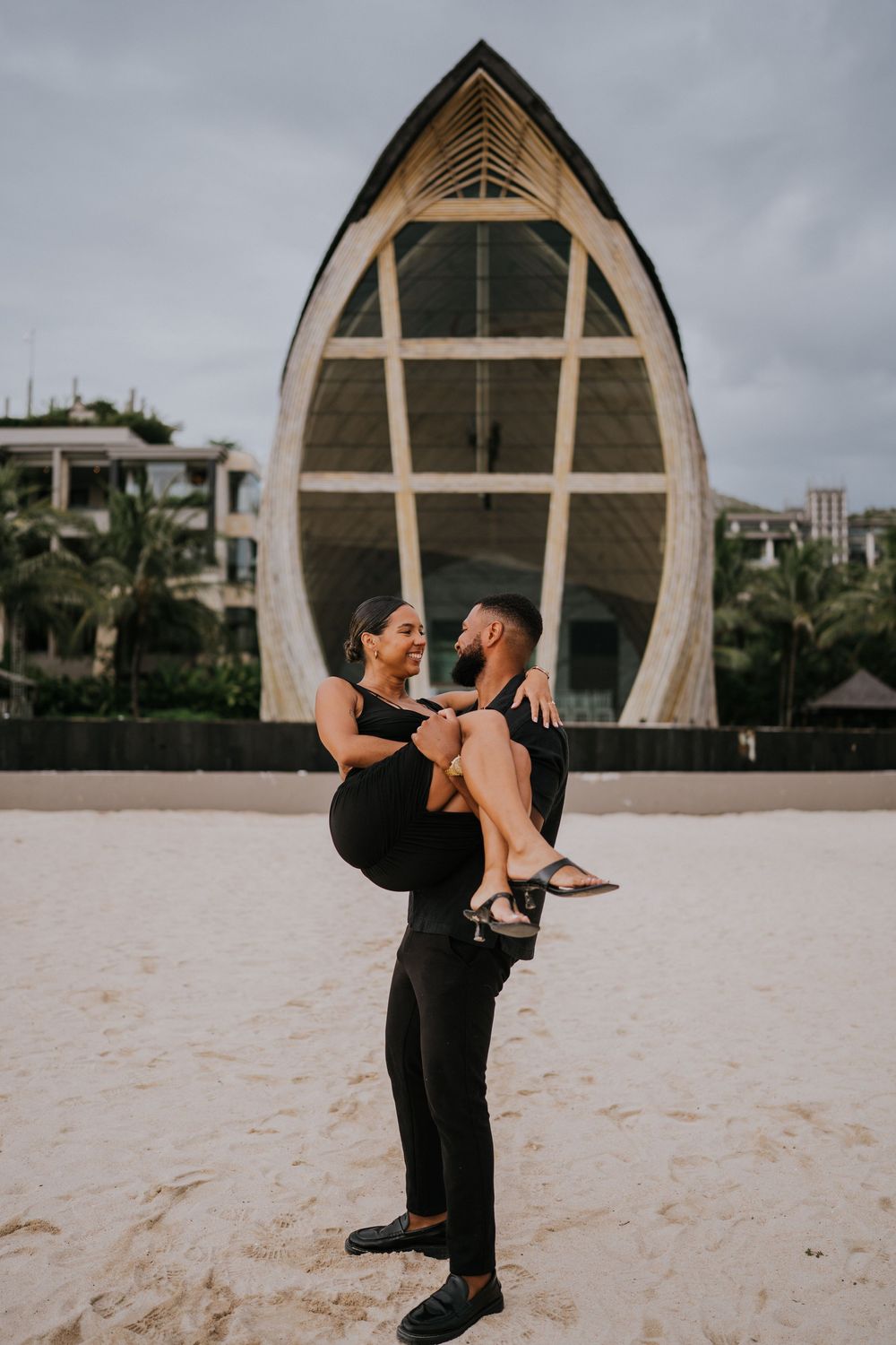 Bali couple photography services at The Apurva Kempinski