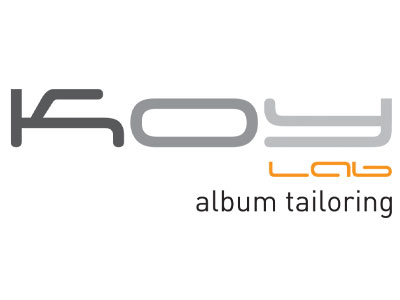Logo van Koy Lab album tailoring, ambassadeur Bart Boodts , specialist in maatwerk huwelijksalbums met vakmanschap en tijdloze afwerking