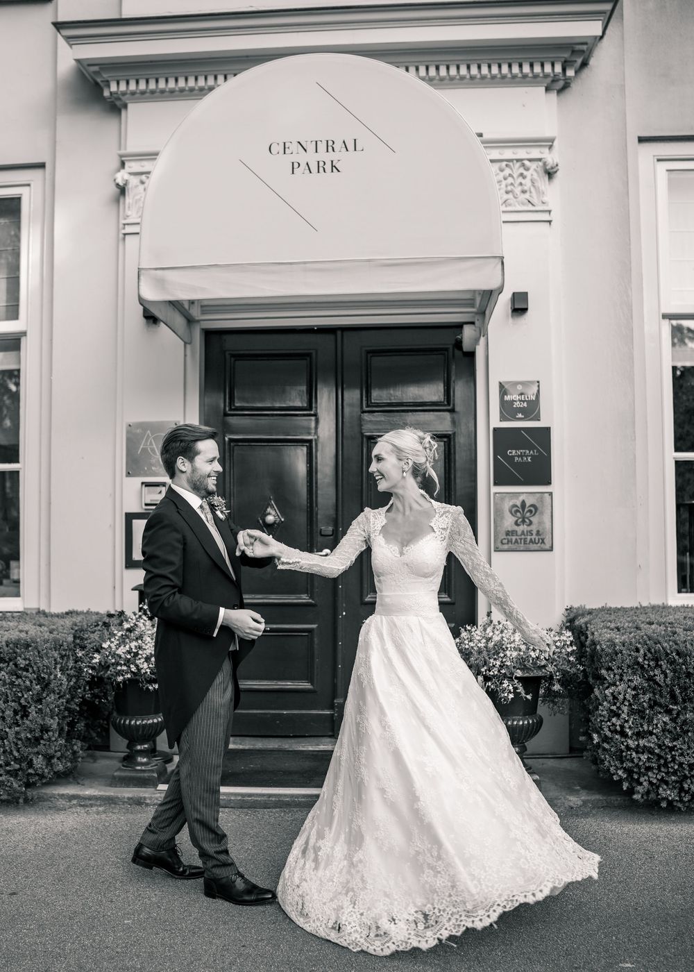 GOLDEN HOUR WEDDING PORTRAITS - NORFOLK LONDON WEDDING PHOTOGRAPHER