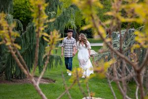 scensty commons meridian idaho engagement photos