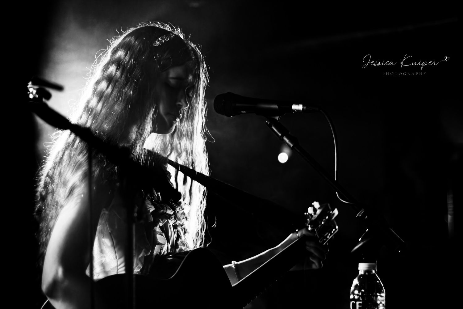 Imogen Evans performing in Bootleg Social, Blackpool