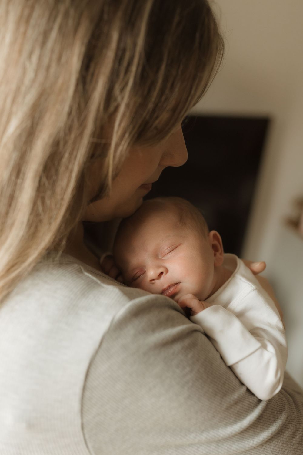 Newborn details captured by Northamptonshire Newborn Photographer Ellen Sear