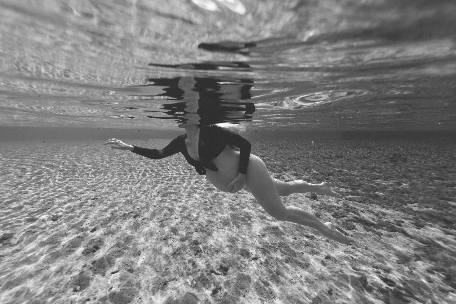 Florida underwater maternity photographer