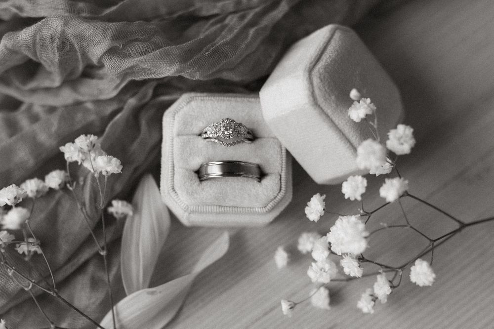 Minnesota Wedding Photographer, Romantic and Authentic Minnesota Photography, Minnesota Couple Photos | Rachel Marie Photography