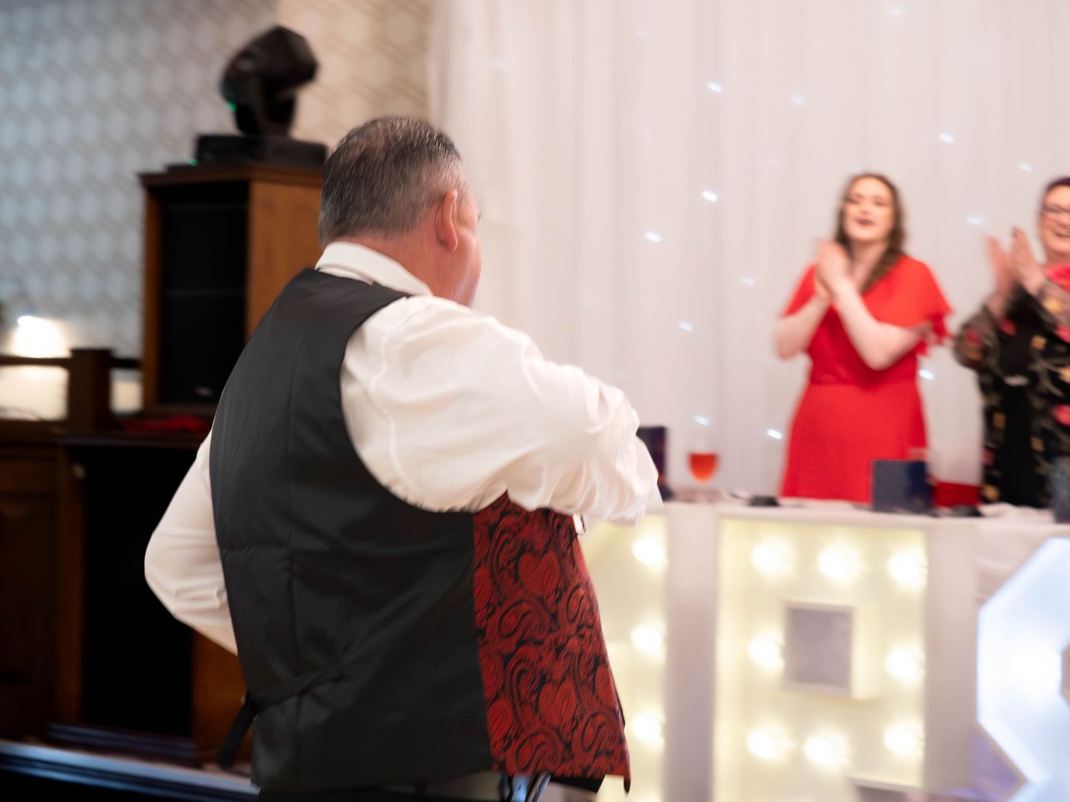 wedding photographer
nottingham photographer
derby photographer
dog photographer
equine photographer