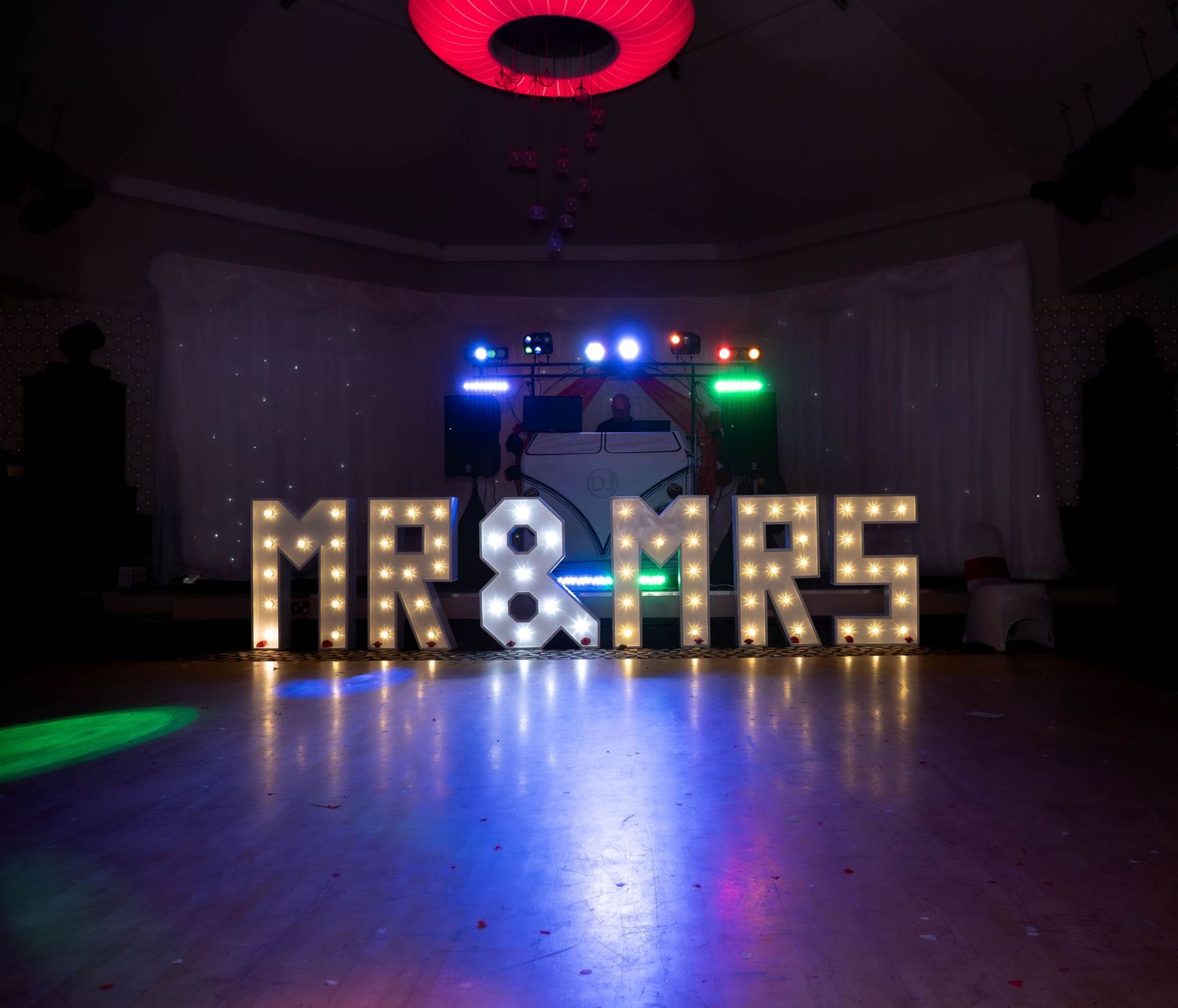 wedding photographer
nottingham photographer
derby photographer
dog photographer
equine photographer