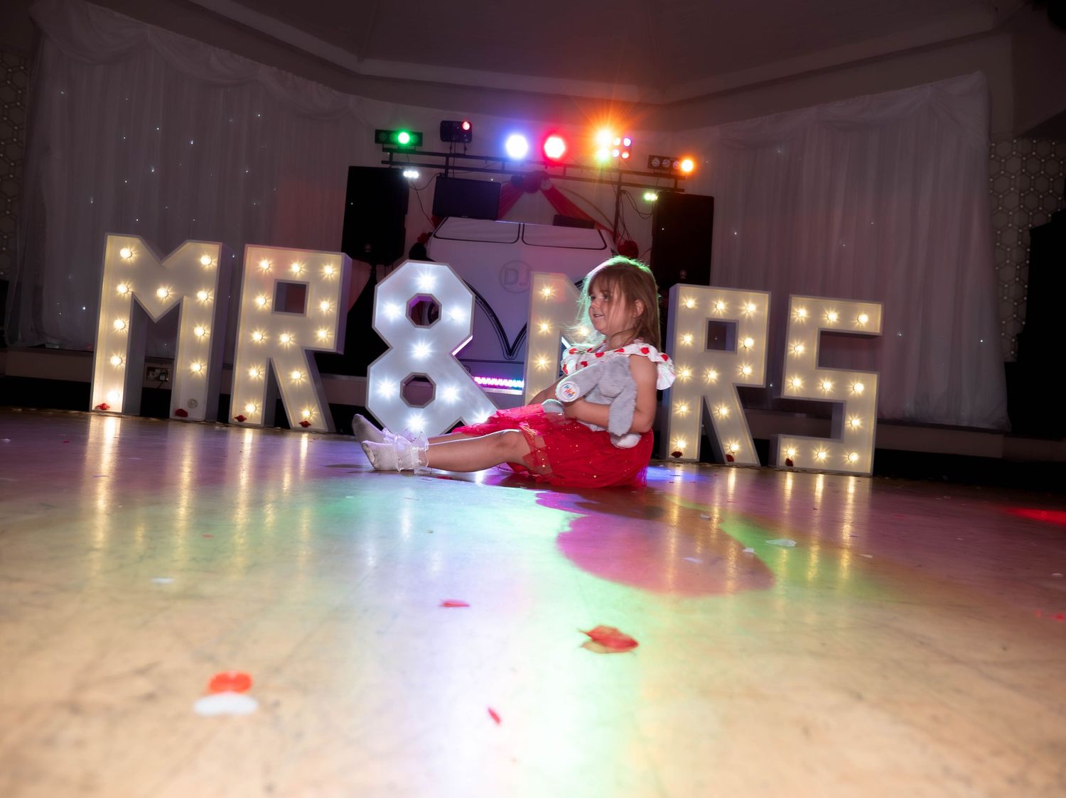 wedding photographer
nottingham photographer
derby photographer
dog photographer
equine photographer