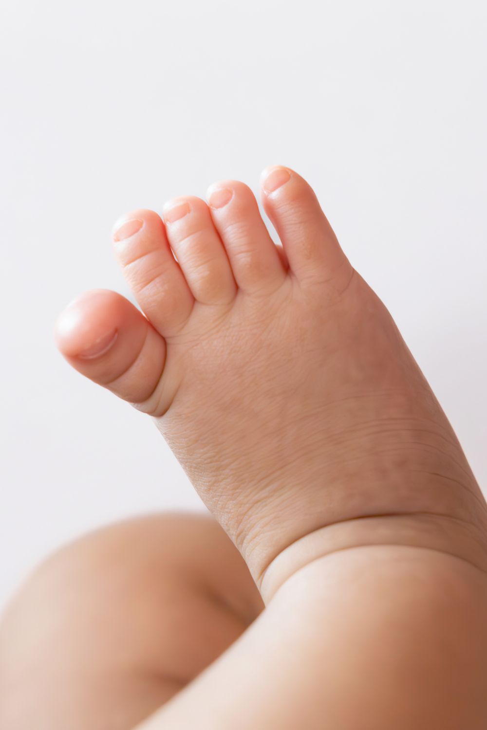 Newborn Photoshoot (stress-free): effortless, calming sessions with beautiful professional portraits—perfect for you and your little one.