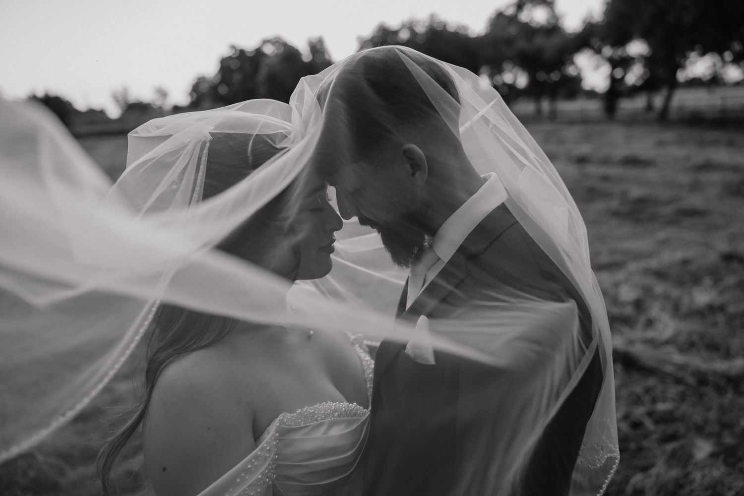 Sacramento wedding photographer. Black and white wedding couple.