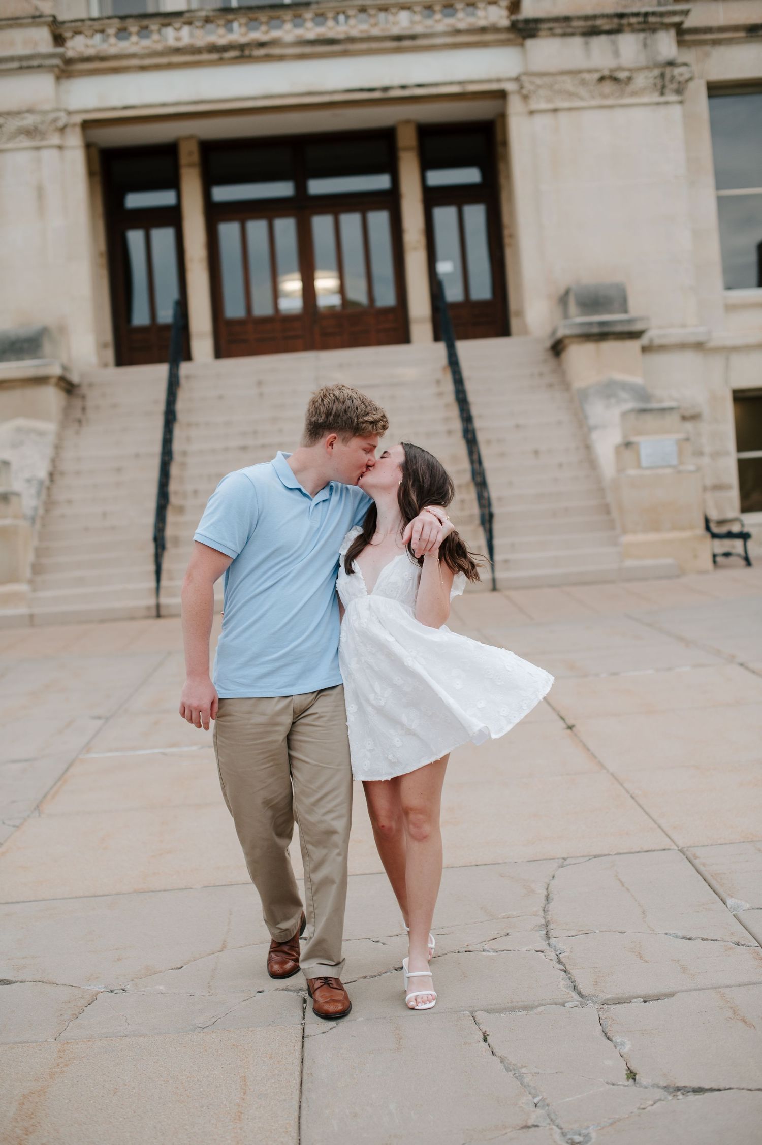 Downtown Wichita KS engagement session by photographer Jessica Nadine Photography.  Classic architecture buildings city courthouse elopement