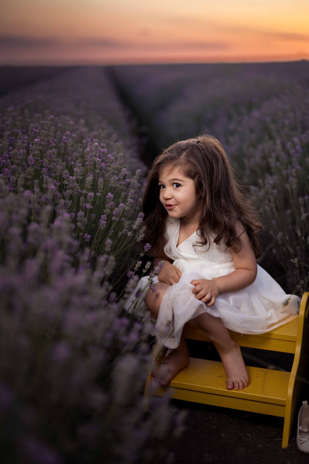 семейна фотосесия;  детска фотосесия на открито;  фотограф семейни снимки; професионален фотограф за семейство; 
снимки на открито с деца